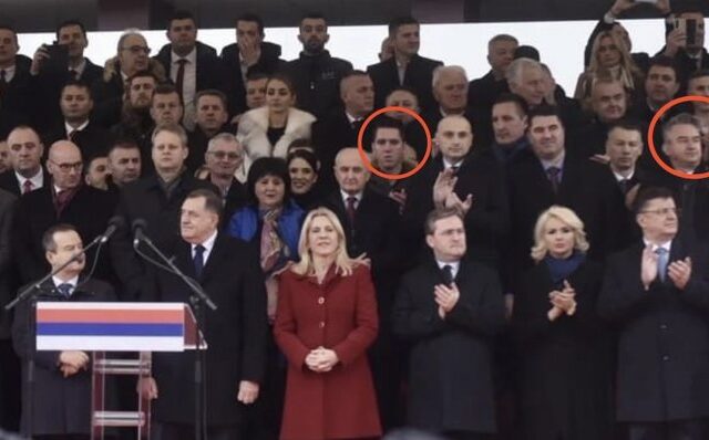Shenimi i Dites se Republikes Serbe, te-shenjuar; Danillo Vuciq (ne anen e majte) Darko Mlladiq (në anën e djathte)