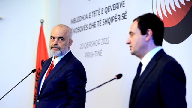 Forumi Kulturorë - Kryefaqe Edi-Rama-e-Albin-Kurti