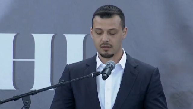 This image has an empty alt attribute; its file name is Endrit-Thaci-ne-mbledhjen-komemorative-per-gjyshin-e-tij.jpg